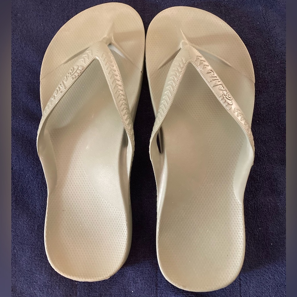 Archies unisex olive green Flip Flops